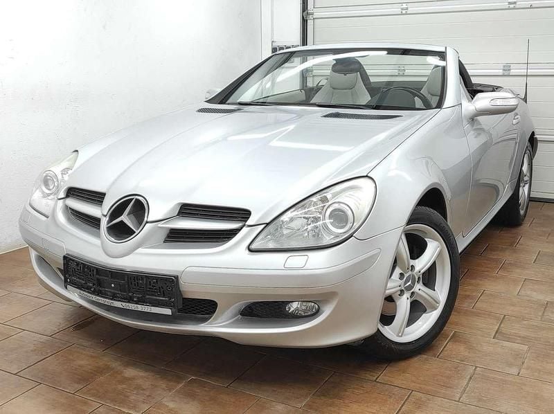 Iridiumsilber metalliclack Gebraucht 2005 Mercedes SLK280 Cabrio | 8.999 € (Superpreis) - Bild 1/4