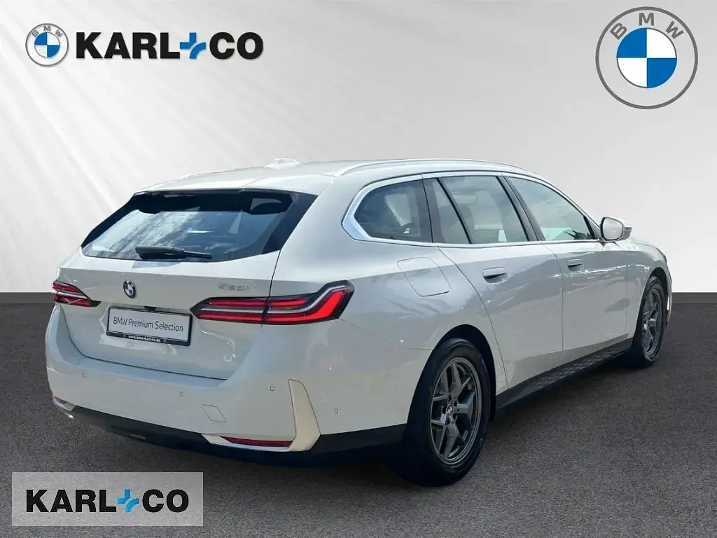 Gebraucht BMW 520 Comfort Edition 190 PS (139 kW) 2025 Weiss Kombi