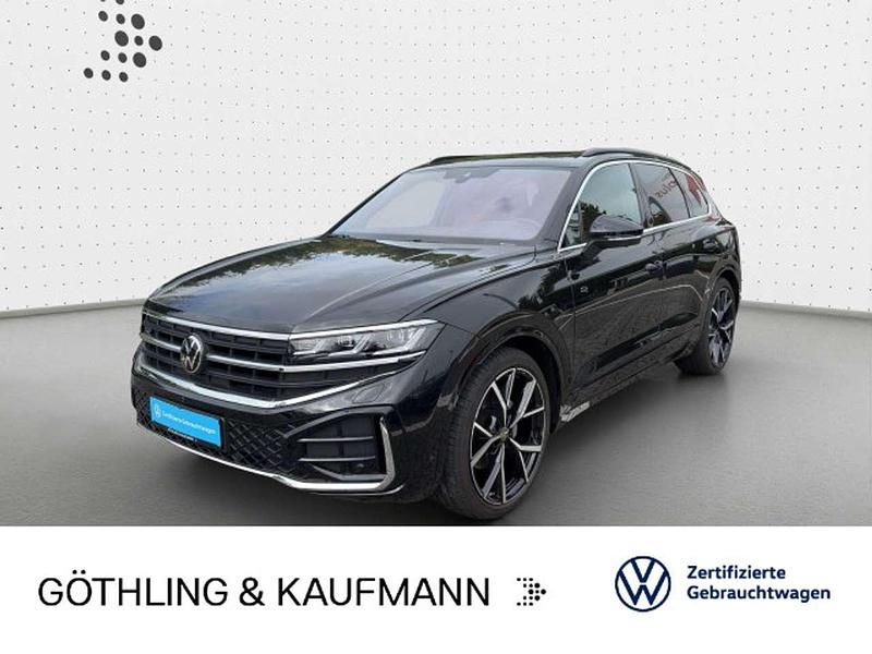 Grenadillschwarz metallic Gebraucht 2024 VW Touareg R-line SUV | 72.480 € (Etwas zu teuer) - Bild 1/3