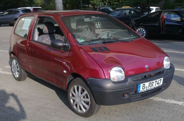 Usata Renault Twingo 58 CV (42 kW) 2003 Rosso Utilitaria