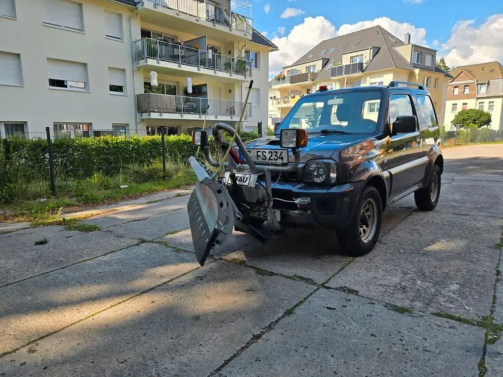 Gebraucht Suzuki Jimny Style 86 PS (63 kW) 2016 Grau SUV