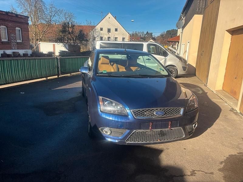 Blau Gebraucht 2008 Ford Focus Cabriolet Cabrio | 5.400 € (Fairer Preis) - Bild 1/4