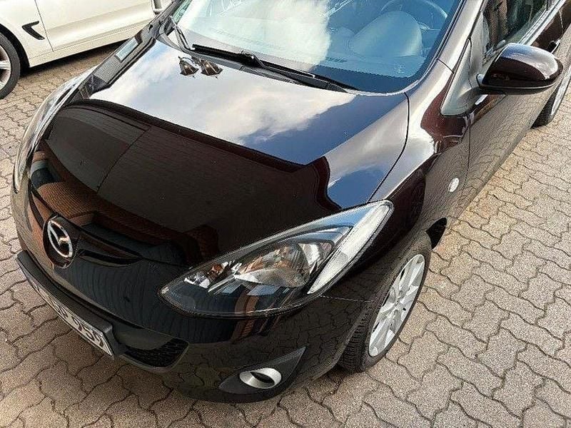 Gebraucht Mazda 2 Center-Line 84 PS (61 kW) 2012 Braun Kleinwagen