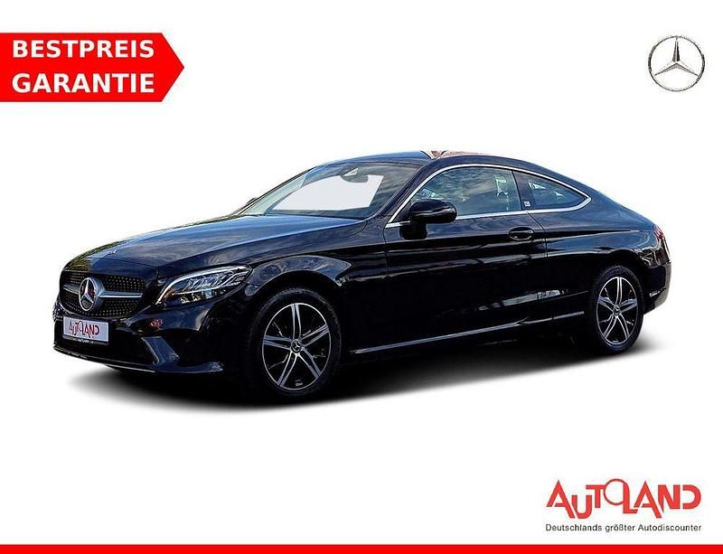 Schwarz Gebraucht 2019 Mercedes C180 Coupé | 27.990 € (Guter Preis) - Bild 1/4