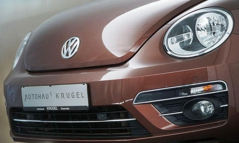 Gebraucht VW Beetle Allstar 105 PS (77 kW) 2017 Braun Kleinwagen