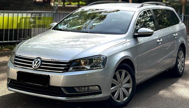 Grau Gebraucht 2013 VW Passat Kombi | 4.499 € (Superpreis) - Bild 1/4