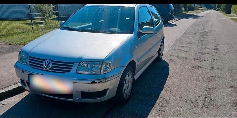 Gebraucht VW Golf IV 60 PS (44 kW) 2000 Silber Kleinwagen