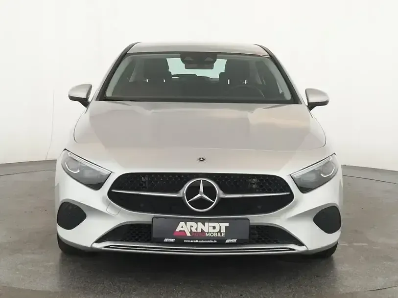 Gebraucht Mercedes A250 Progressive 238 PS (175 kW) 2024 Iridiumsilber Limousine