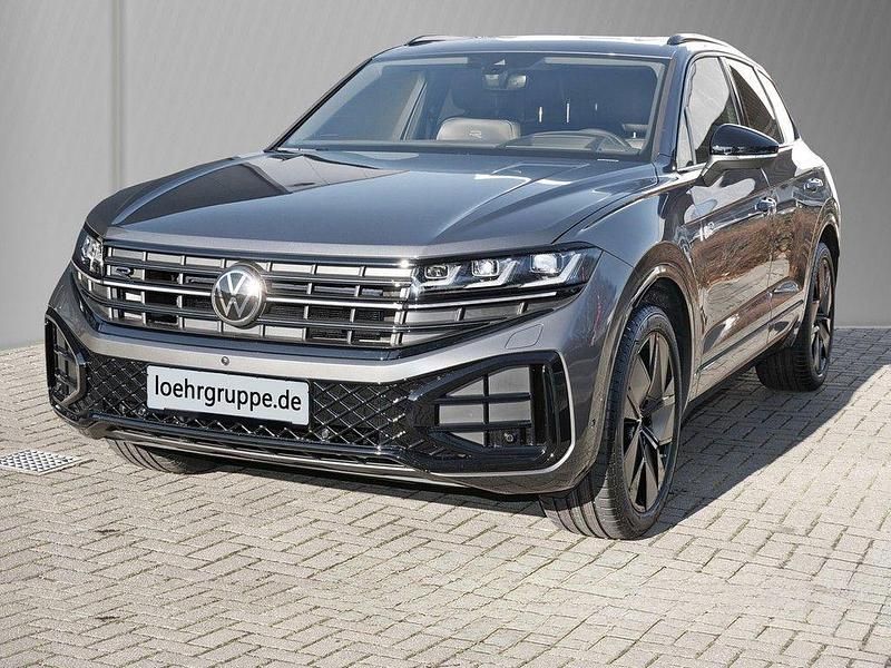 Gebraucht VW Touareg R-line 286 PS (210 kW) 2026 Siliziumgrau metallic SUV