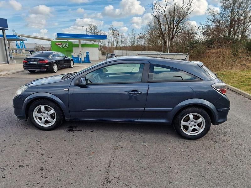 Gebraucht Opel Astra GTC 90 PS (66 kW) 2007 Blau Coupé