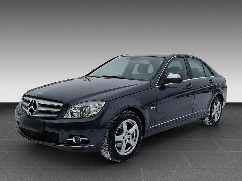 Grau Gebraucht 2007 Mercedes C200 Limousine | 6.990 € (Fairer Preis) - Bild 1/4