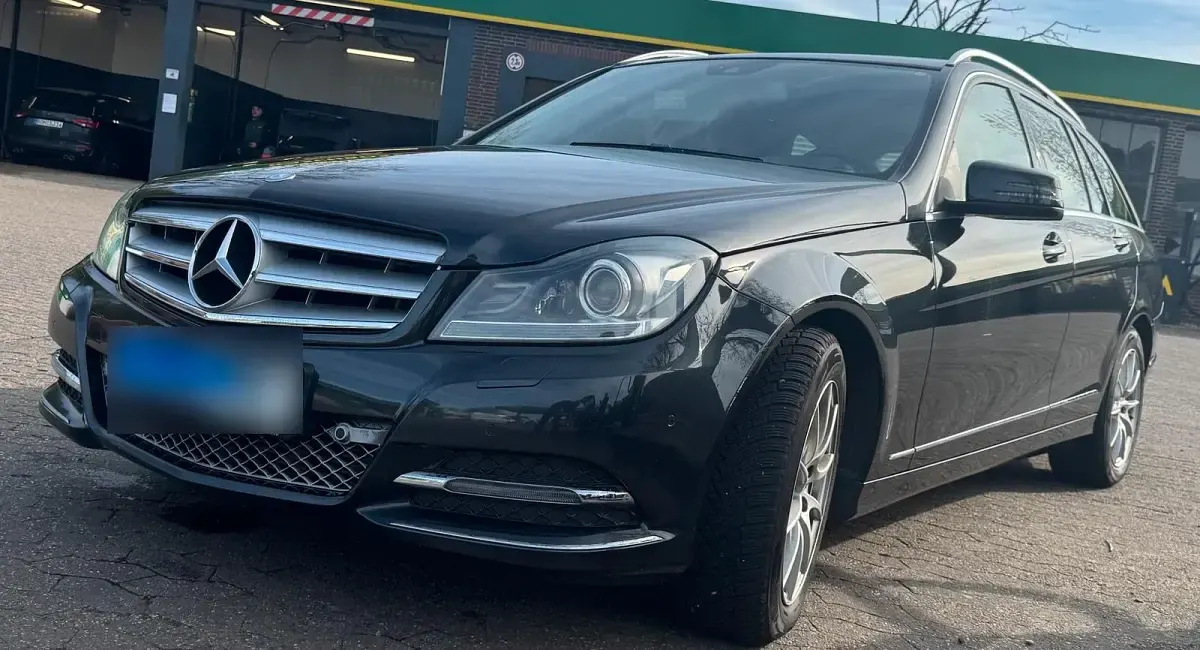 Gebraucht Mercedes C220 170 PS (125 kW) 2013 Grau Kombi