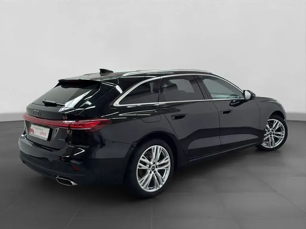 Gebraucht Audi A5 Sport 204 PS (150 kW) 2025 Schwarz Kombi