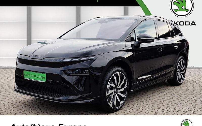 Schwarz Neu 2025 Skoda Enyaq iV SportLine SUV | 57.700 € (Teuer) - Bild 1/4