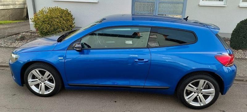 Gebraucht VW Scirocco Match 140 PS (102 kW) 2012 Blau Coupé