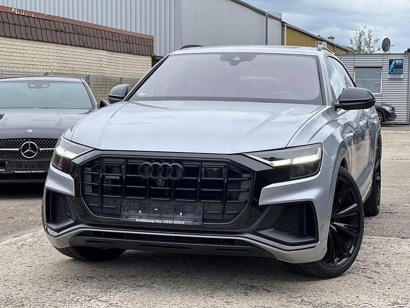 Silber Gebraucht 2021 Audi Q8 Sport SUV | 62.950 € (Etwas zu teuer) - Bild 1/4