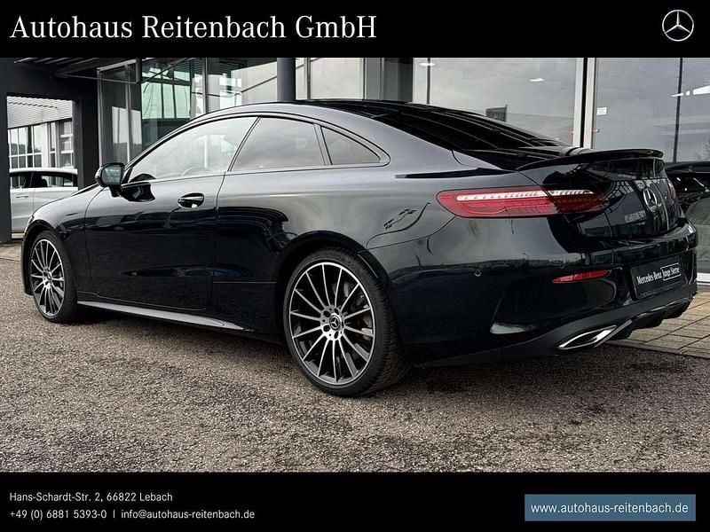 Gebraucht Mercedes E450 AMG 367 PS (269 kW) 2022 Lack smaragdgrün Coupé