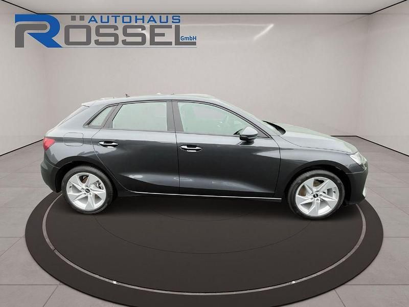 Neu Audi A3 Advanced 150 PS (110 kW) 2026 Manhattengrau Limousine