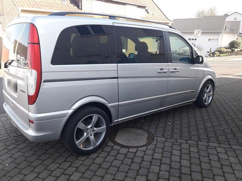 Gebraucht Mercedes Viano 204 PS (150 kW) 2006 Silber Van / Kleinbus