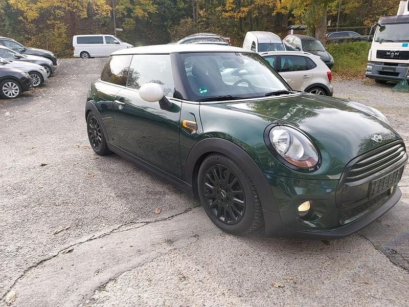 Gebraucht Mini Cooper 136 PS (100 kW) 2017 Grün Kleinwagen