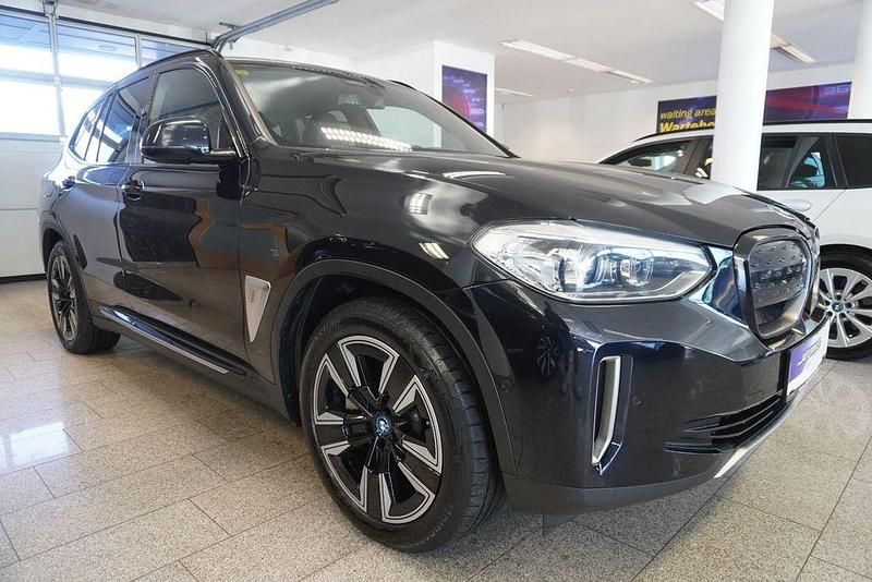 Gebraucht BMW iX3 210 kW (286 PS) 2021 Schwarz SUV