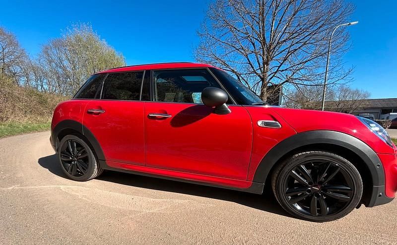 Usado Mini One D 95 HP (69 kW) 2018 Vermelho Citadino