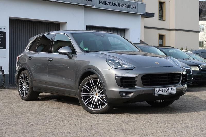 Gebraucht Porsche Cayenne S 385 PS (283 kW) 2017 Grau SUV