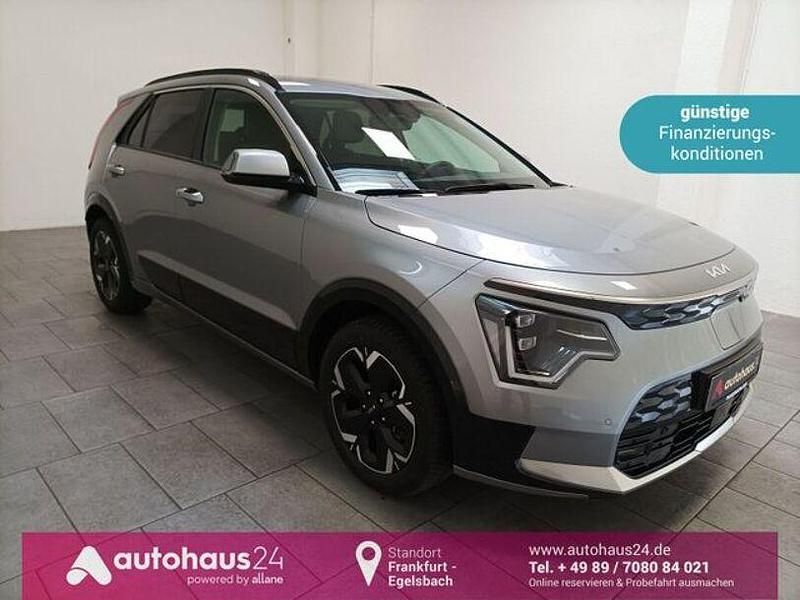 Grau Gebraucht 2023 Kia e-Niro Spirit SUV | 28.870 € (Fairer Preis) - Bild 1/4