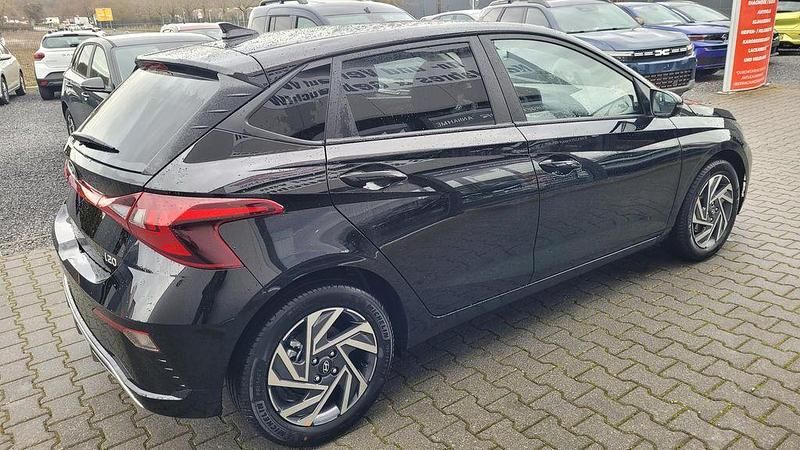 Neu Hyundai i20 GO! 90 PS (66 kW) 2026 Schwarz Limousine