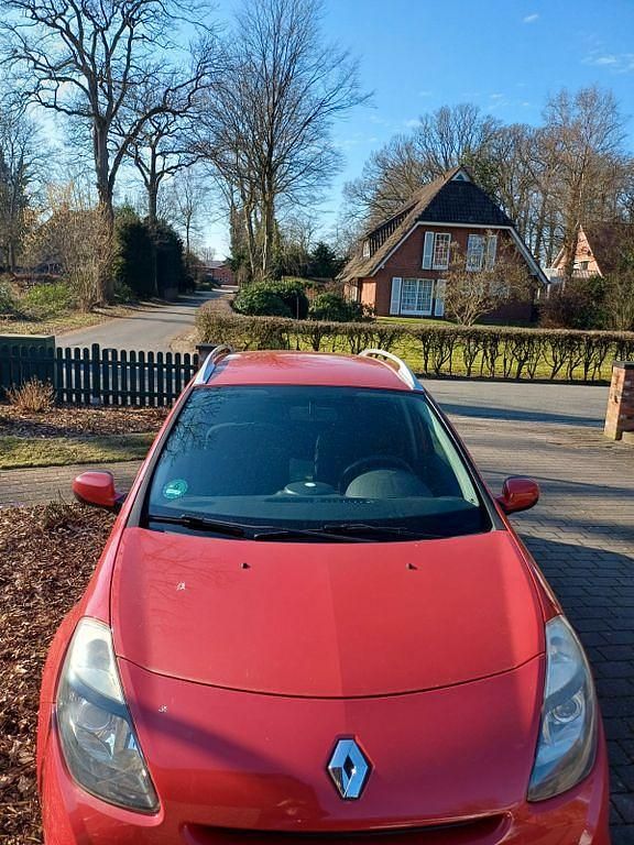 Gebraucht Renault Clio II 101 PS (74 kW) 2010 Rot Kombi