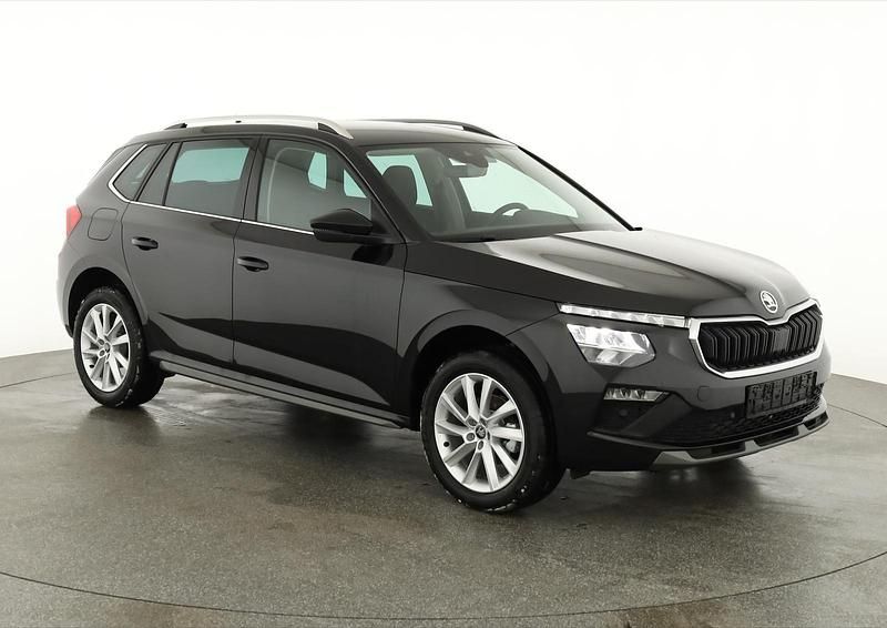 Neu Skoda Kamiq Selection 150 PS (110 kW) 2025 Black magic perleffekt SUV