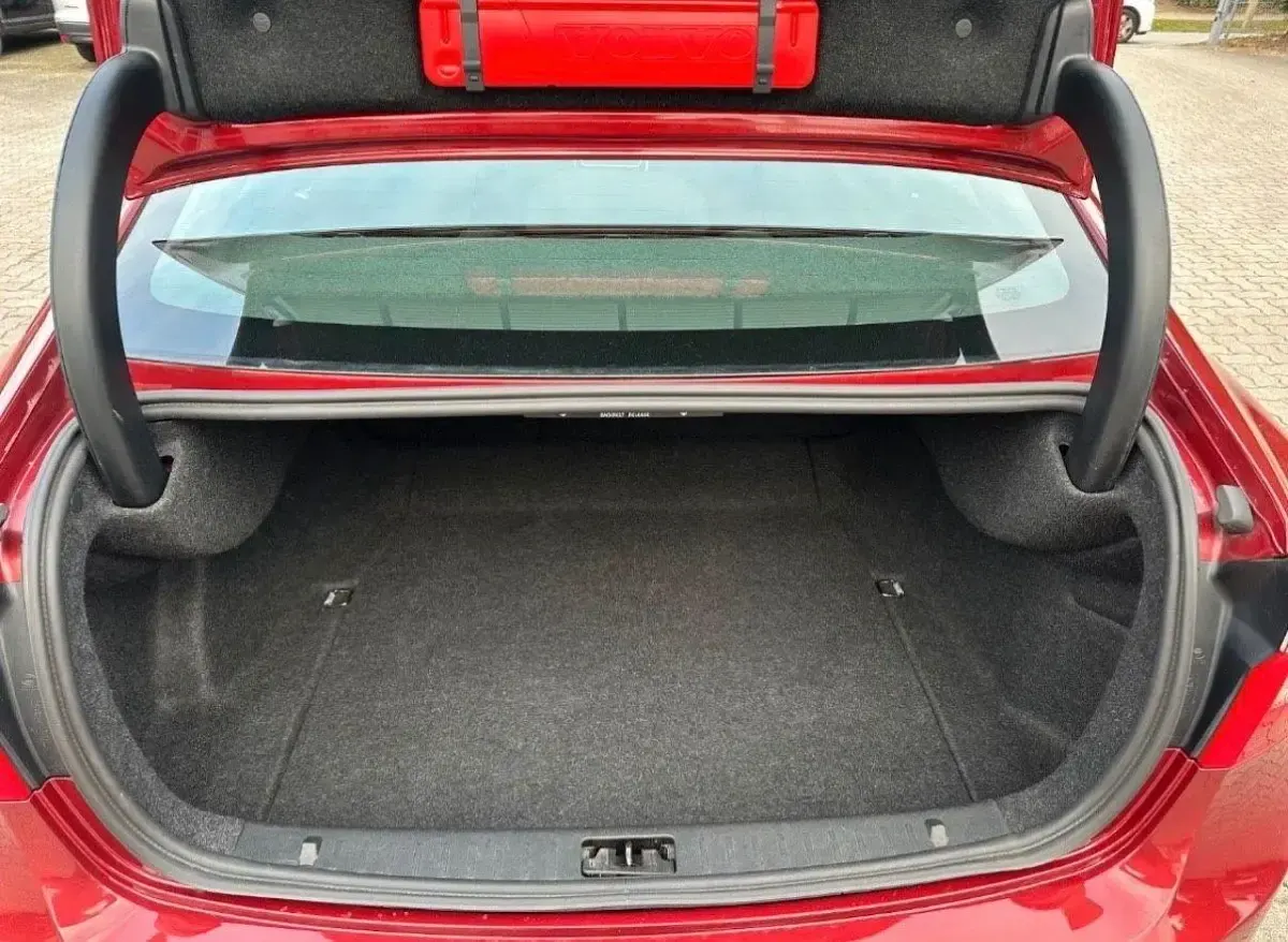 Gebraucht Volvo S60 150 PS (110 kW) 2011 Rot Limousine