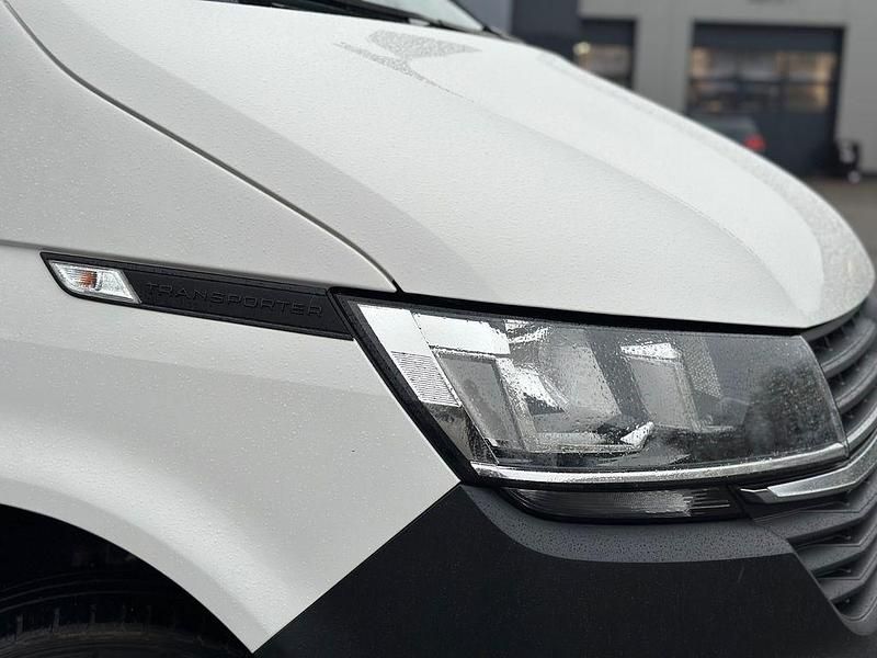 Gebraucht VW Transporter 150 PS (110 kW) 2020 Candy white Van