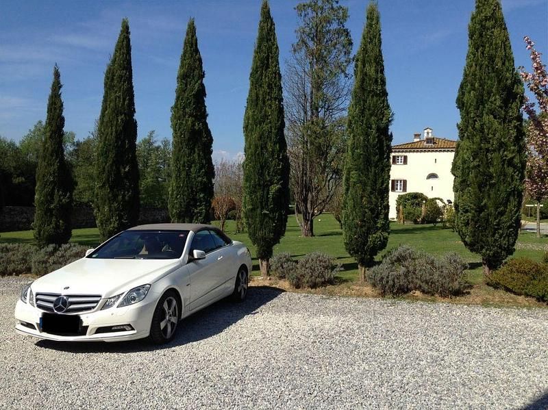 Gebraucht Mercedes E350 Avantgarde 292 PS (214 kW) 2010 Weiß Cabrio