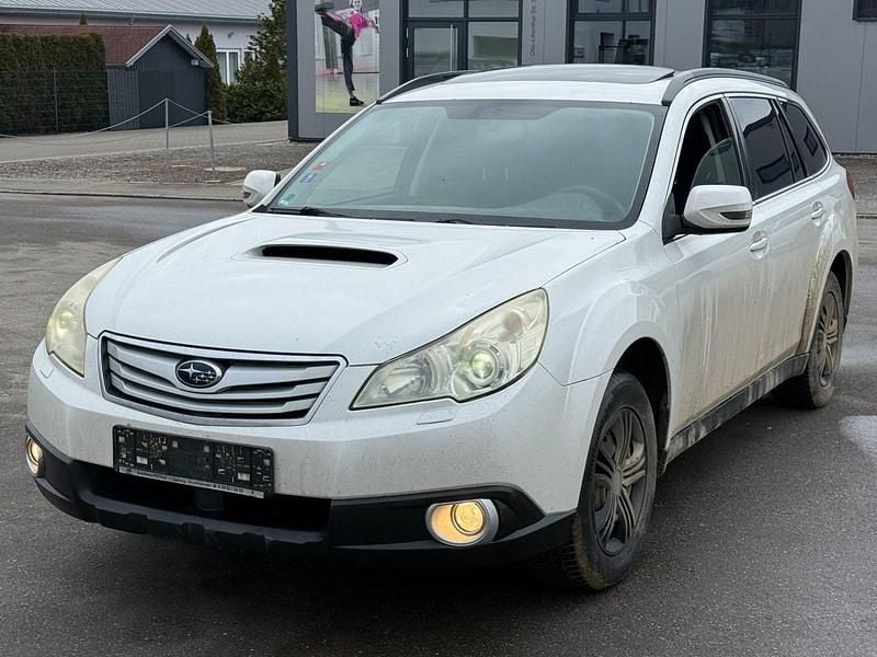 Gebraucht Subaru Legacy Active 150 PS (110 kW) 2012 Weiß Kombi