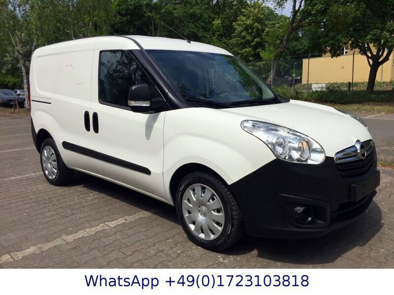 Weiß Gebraucht 2018 Opel Combo Van / Kleinbus | 10.115 € (Fairer Preis) - Bild 1/4