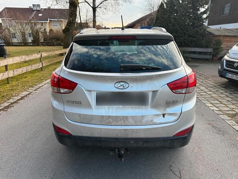Gebraucht Hyundai ix35 135 PS (99 kW) 2012 Grau SUV