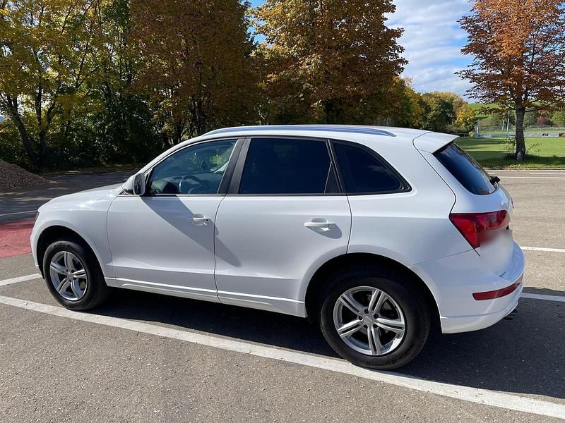 Gebraucht Audi Q5 179 PS (131 kW) 2011 Weiß SUV