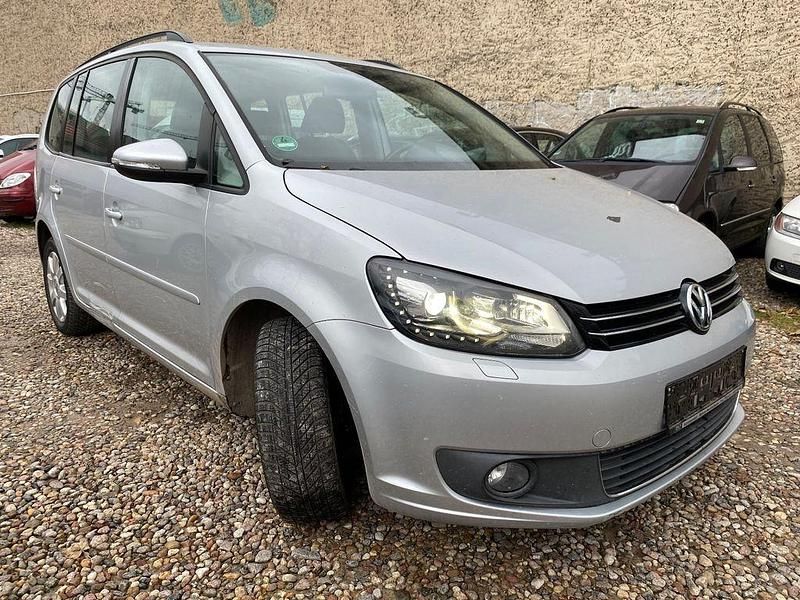 Gebraucht VW Touran Comfortline 140 PS (102 kW) 2011 Silber Van / Kleinbus