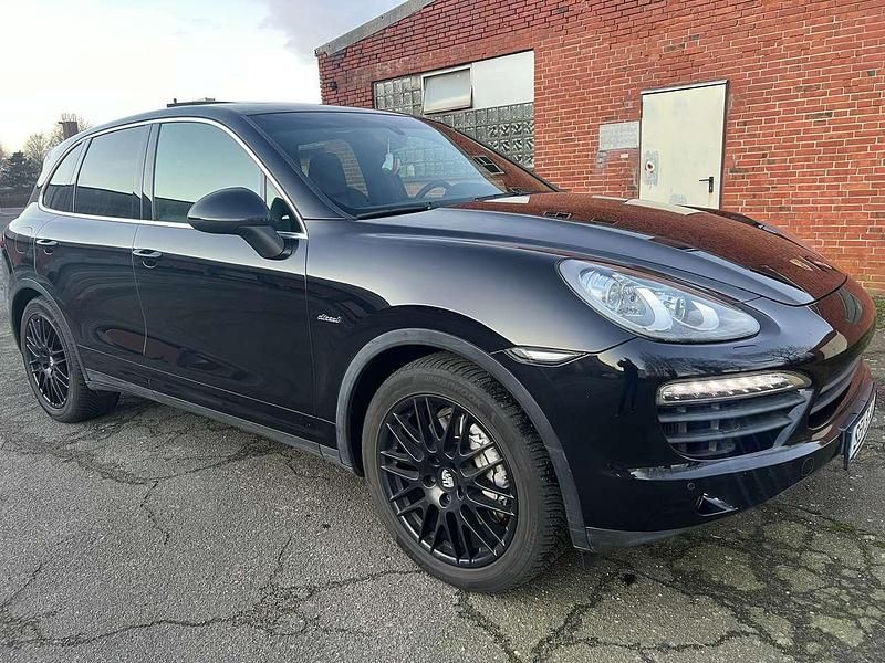 Gebraucht Porsche Cayenne S 382 PS (280 kW) 2013 Tiefschwarzmetallic SUV