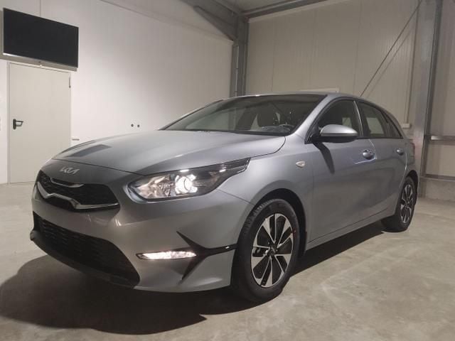 Andere Neu 2025 Kia Ceed Limousine | 20.673 € (Superpreis) - Bild 1/1