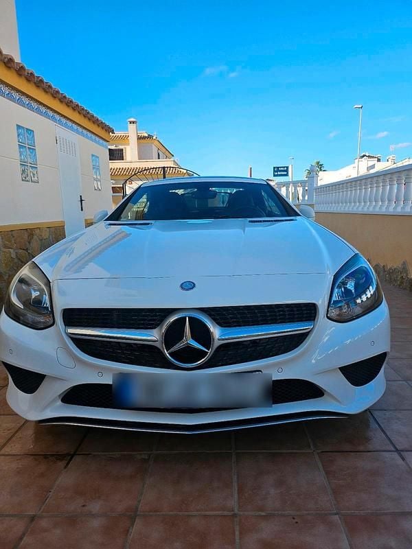 Weiß Gebraucht 2016 Mercedes SLC200 Cabrio | 24.500 € (Superpreis) - Bild 1/4