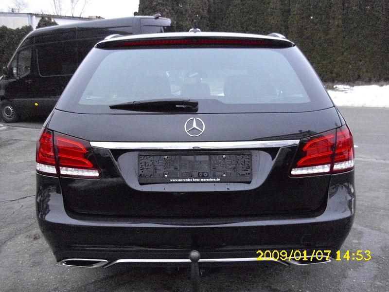 Gebraucht Mercedes E250 Edition 204 PS (150 kW) 2014 Schwarz Kombi