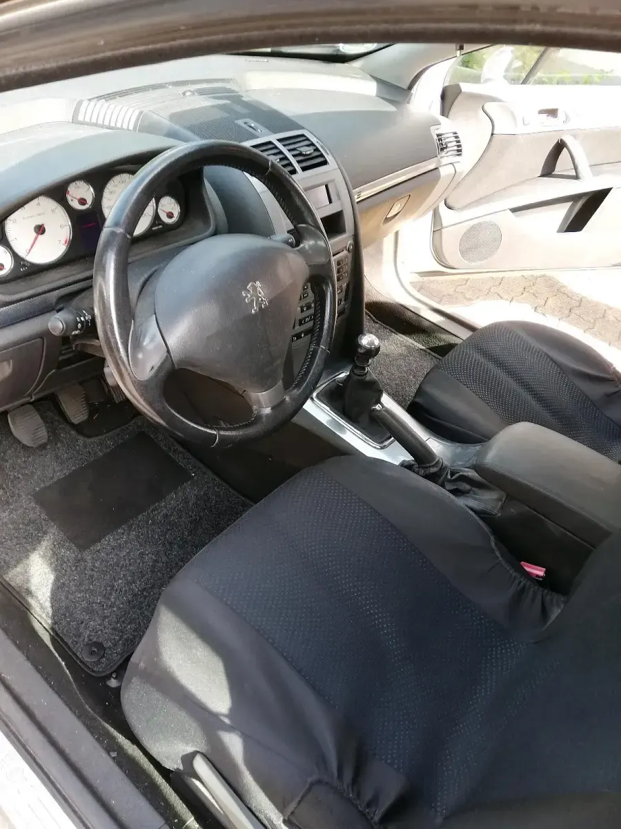Gebraucht Peugeot 407 160 PS (117 kW) 2004 Silber Limousine