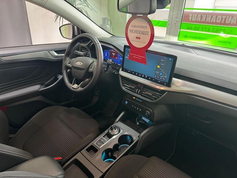 Gebraucht Ford Focus Titanium X 116 PS (85 kW) 2023 Silber Kombi