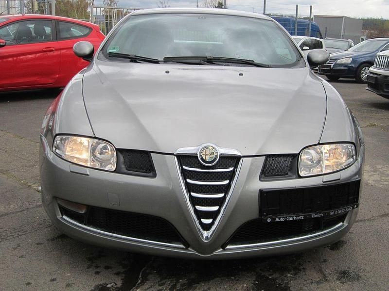 Gebraucht Alfa Romeo GT Distinctive 166 PS (122 kW) 2008 Grau Coupé