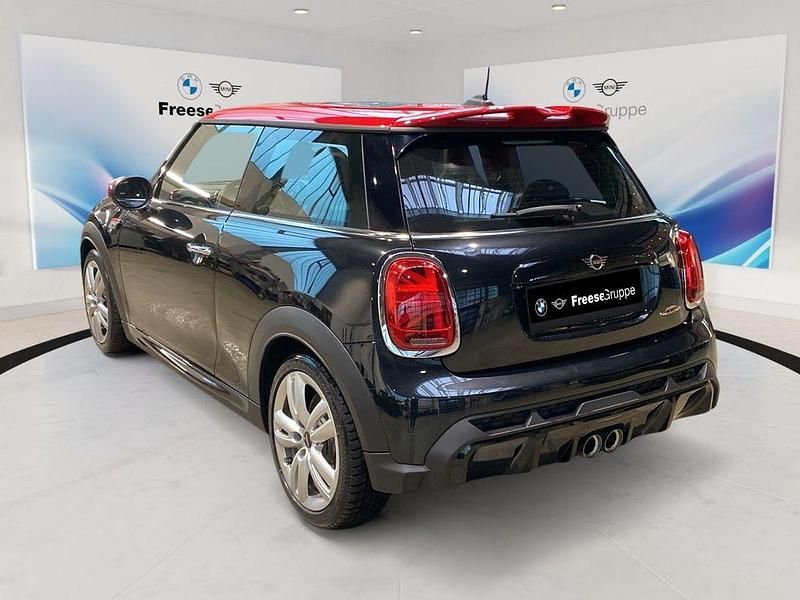 Gebraucht Mini John Cooper Works 231 PS (169 kW) 2023 Schwarz Kleinwagen