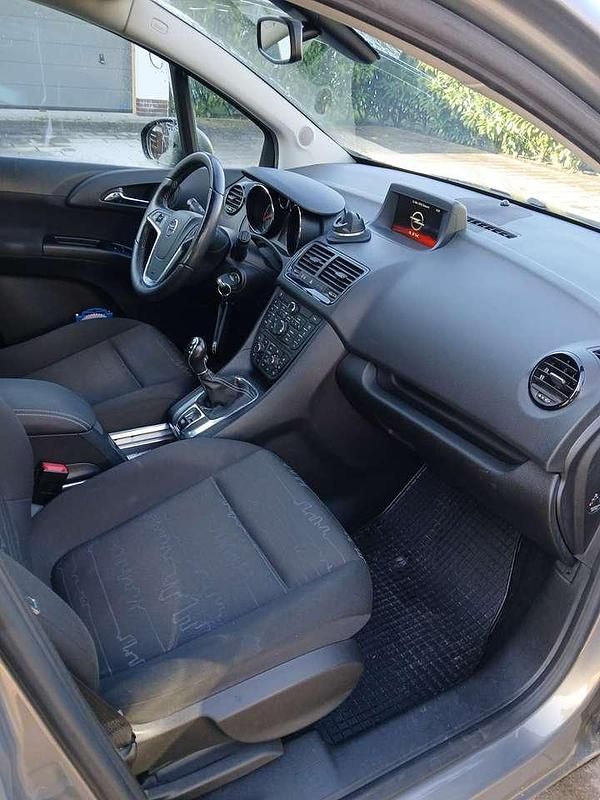 Gebraucht Opel Meriva Edition 140 PS (102 kW) 2014 Braun Van / Kleinbus