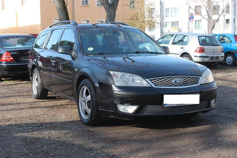 Gebraucht Ford Mondeo Ghia 131 PS (96 kW) 2005 Schwarz Kombi