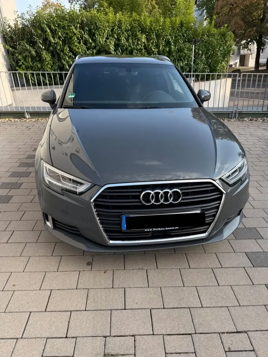 Gebraucht Audi A3 Sportback 150 PS (110 kW) 2017 Grau Kleinwagen